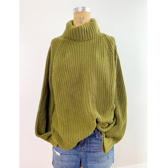 Urban Outfitters Sweaters - URBN Silence+Noise Harley Shirttail Jumper Sweater
